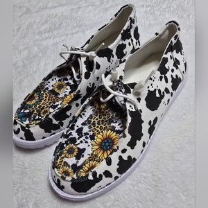 NEW Cow Print Sunflower Leopard Shoes Size 42 9 9.5 Slide In Ocelot Sneakers